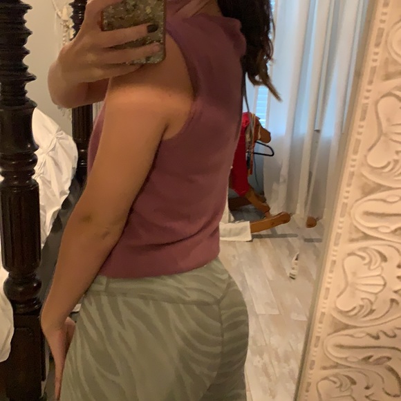 sweater vest brand new with tags - Picture 2 of 3